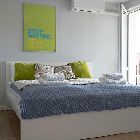 WLR Apartments - Hoza II Varsó Kültér fotó